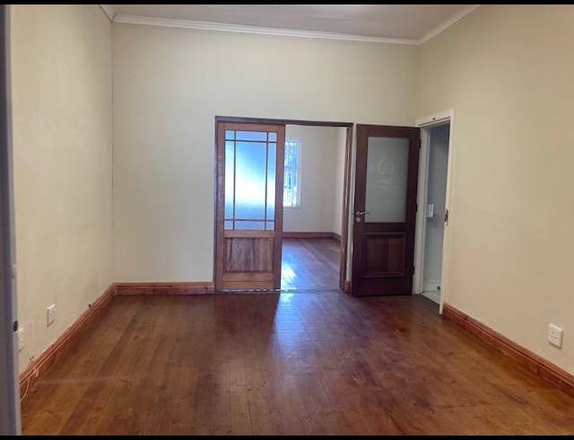BUSINESS PROPERTY TO RENT IN NEWTON PARK